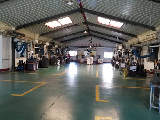 Noiseless Auto Spare Parts Disc Brake Pad for Toyota Pruis D2118/A394wk